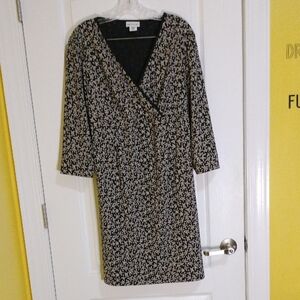 Motherhood Maternity Black and Cream Long Sleeve Dress